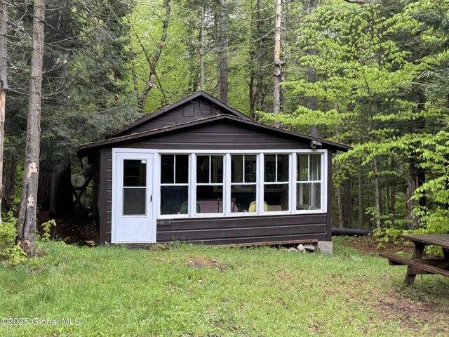 House for sale in Speculator