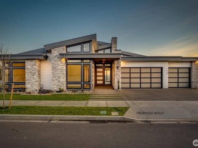 House for sale in Castle Rock, Washington