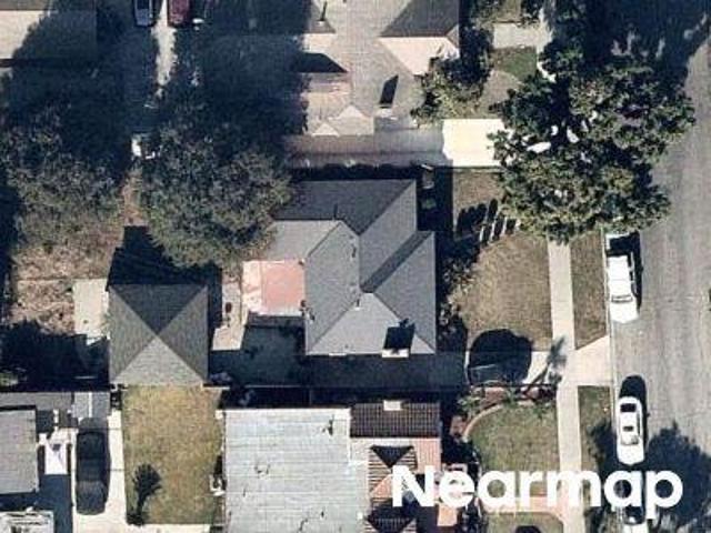 House for sale in Compton