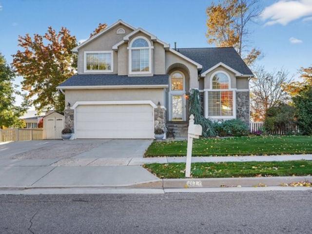 House for sale in Sandy, Utah