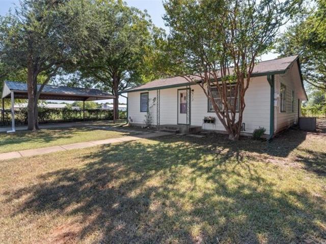 House for sale in Bosque, Texas