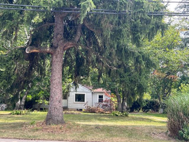 House for sale in Auburn Hills, Michigan