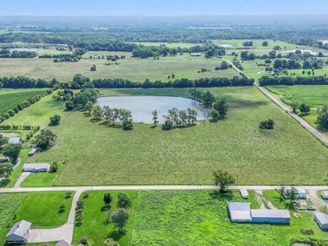 House for sale in Pleasant Hill