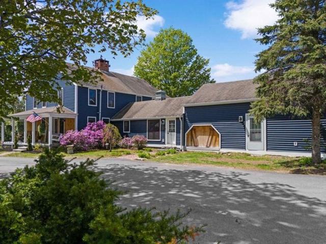 House for sale in New Hampshire