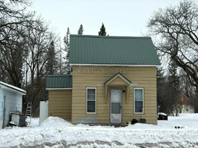 House for sale in Lake Bronson, Minnesota