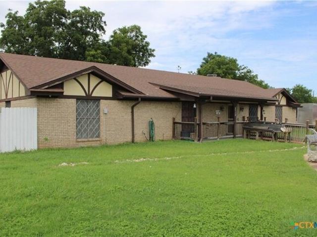 House for sale in Gatesville, Texas