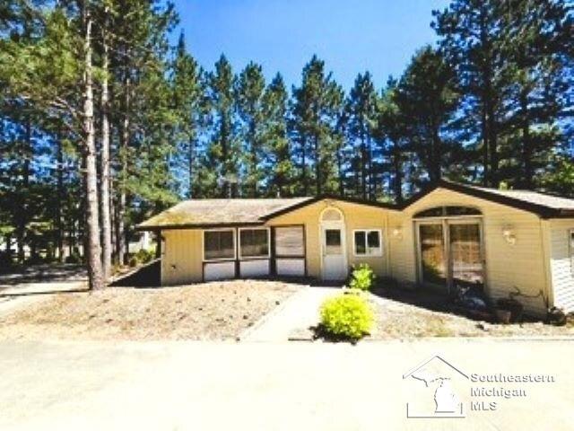 House for sale in Grayling House for sale in Grayling