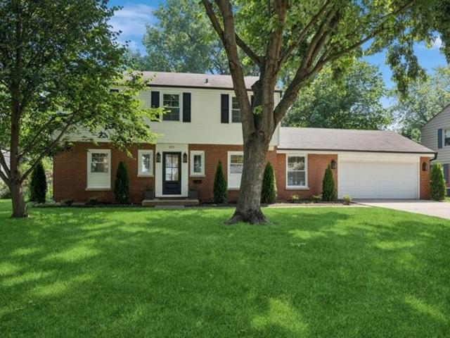 House for sale in Arlington Heights