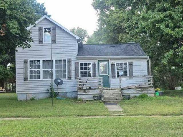 House for sale in Sheffield, Bureau County