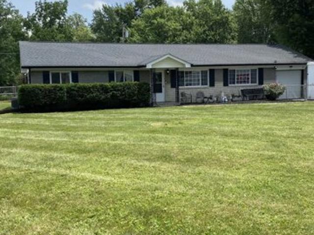 House for sale in New Palestine