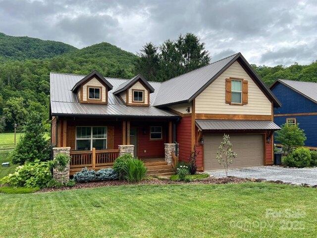 House for sale in Cullowhee