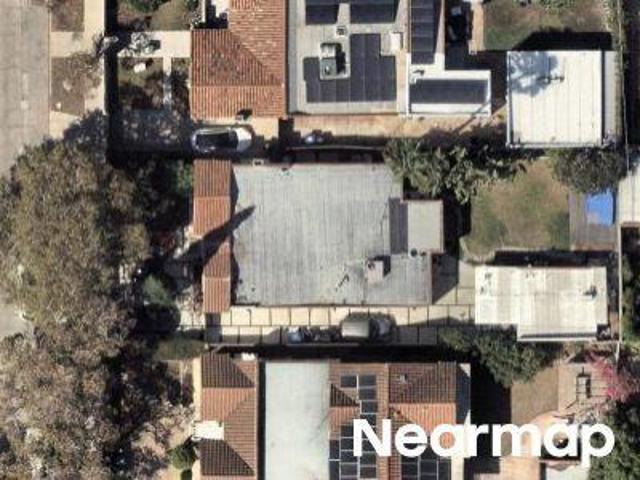 House for sale in Mid-Wilshire, Los Angeles
