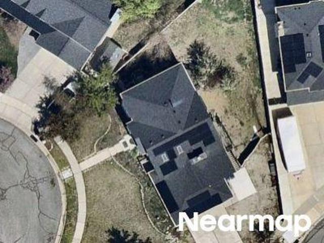 House for sale in Sandy