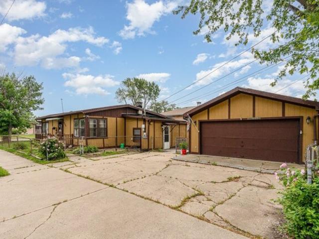 House for sale in Bridgeview