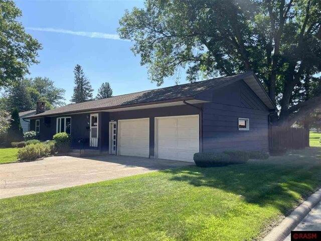 House for sale in Saint James
