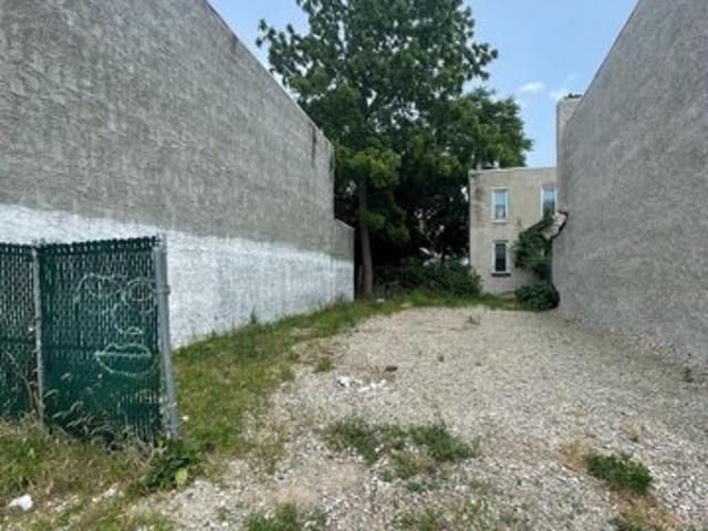 Land for sale in Camden