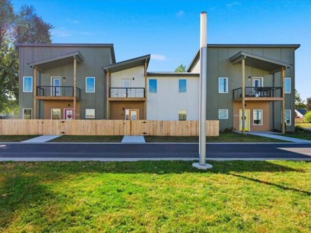 House for sale in Council Bluffs, Iowa