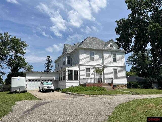 House for sale in Saint James