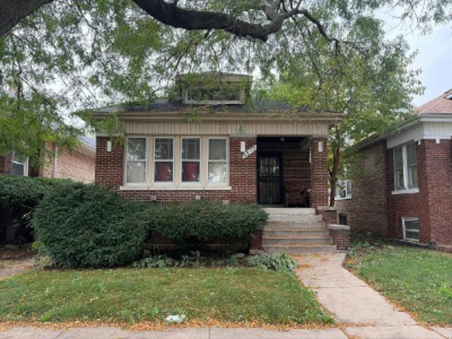 House for sale in Washington Heights, Chicago