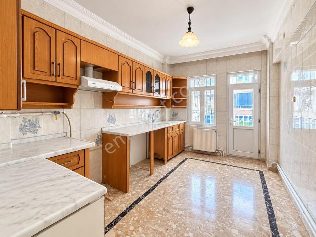 Çukurdere Mahallesi, Yeşilyurt içerisinde kiralık mülk