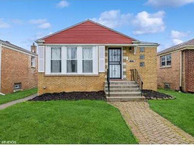 House for sale in Chicago