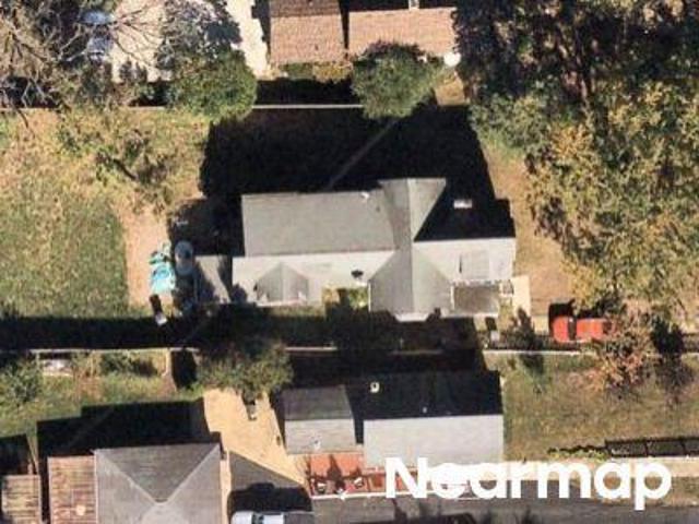 House for sale in Elgin