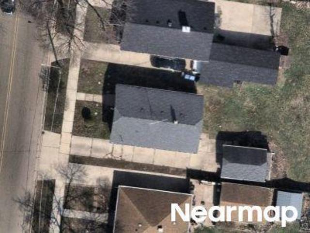 House for sale in Aurora, Illinois