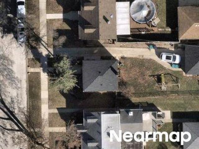 House for sale in Evergreen Park, Illinois