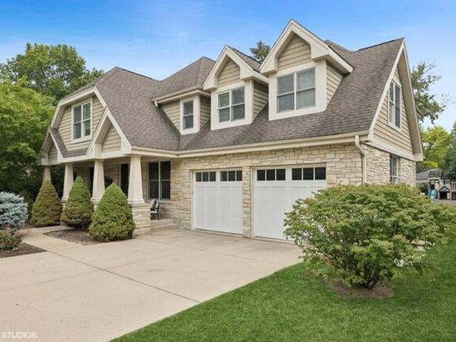House for sale in Arlington Heights