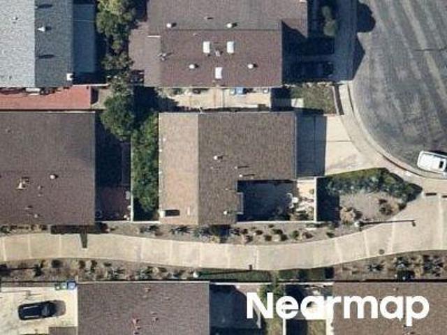 House for sale in Santa Ana