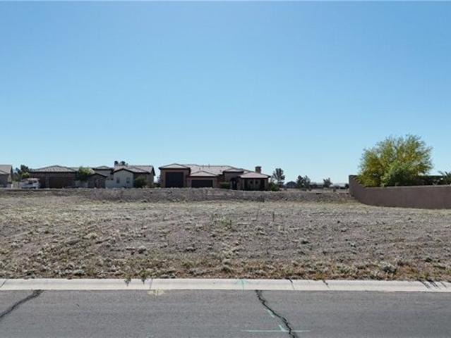 Land for sale in Fort Mohave