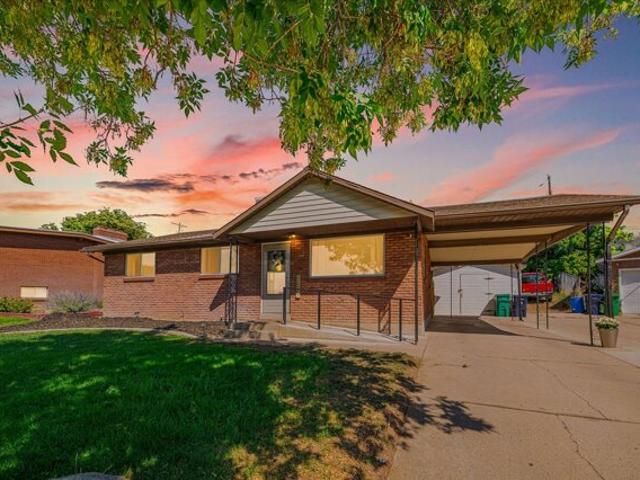 House for sale in Roy, Utah