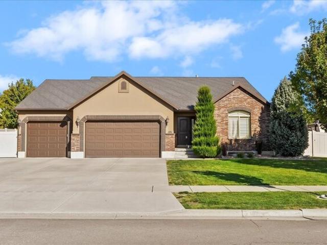 House for sale in Layton, Utah