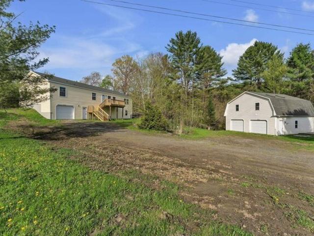 Property for sale in Cabot, Washington County