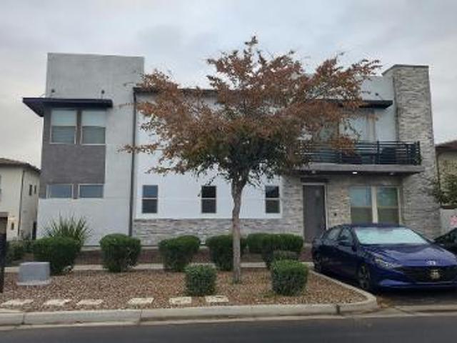 House for sale in Gilbert, Arizona