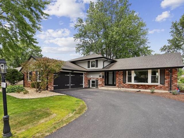 House for sale in Glenwood