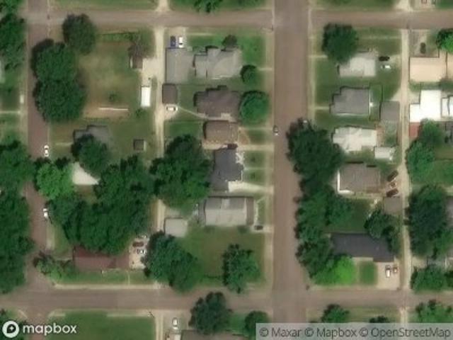 House for sale in Iola, Allen County