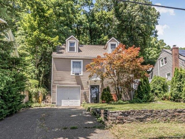 House for sale in Hartsdale, New York