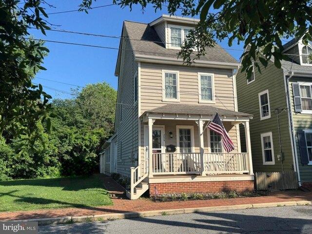 House for sale in Chestertown