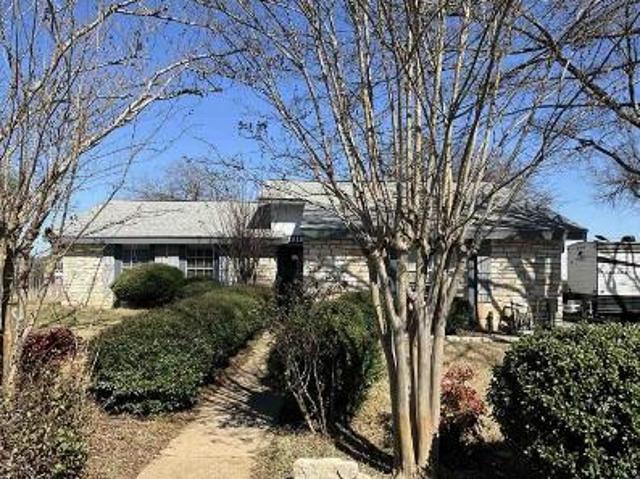 House for sale in Leander