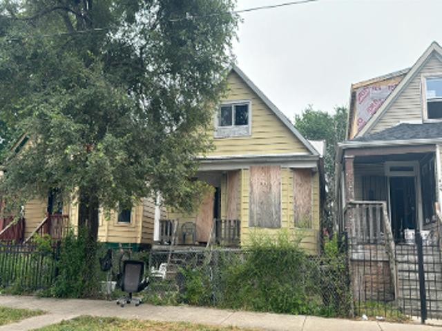 House for sale in Chicago Park, Illinois