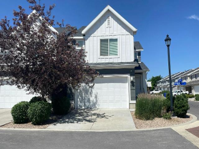 House for sale in Saratoga Springs, Utah
