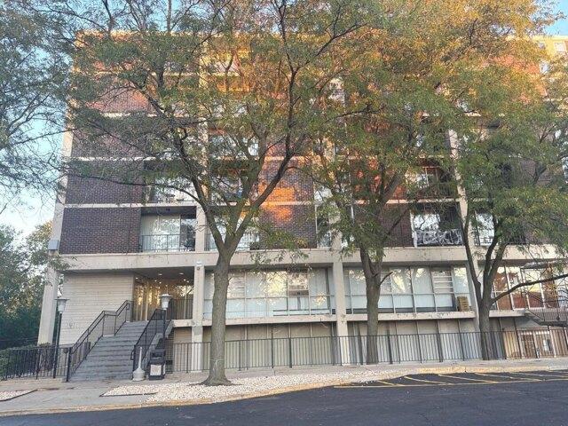 Condo for sale in Bensenville, Illinois