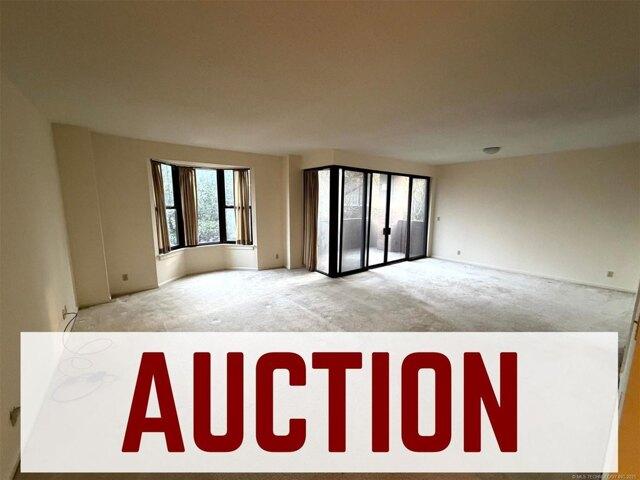 Condo for sale in Tulsa, Oklahoma