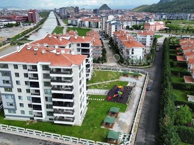 Selçuklu Mahallesi, Afyonkarahisar Merkez içerisinde satılık mülk