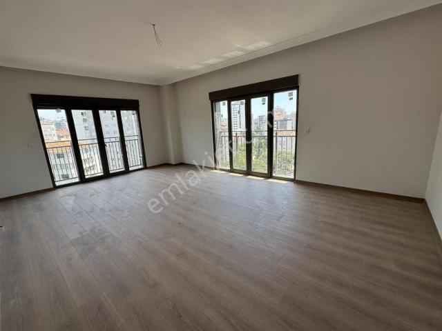 Kadiköy, İstanbul içerisinde satılık mülk