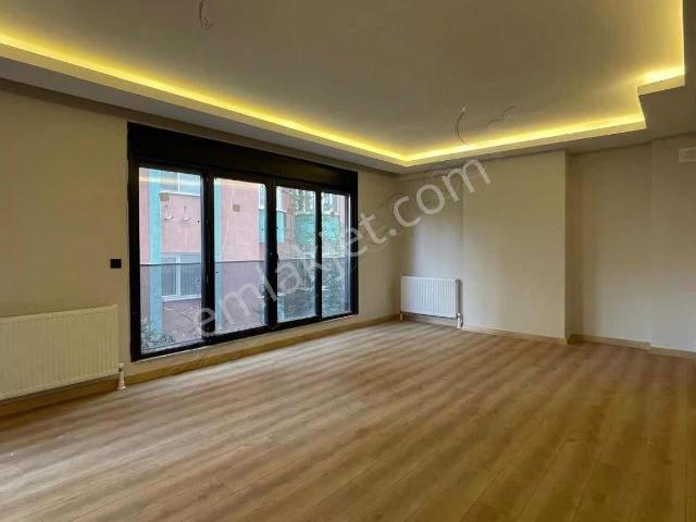 Kadiköy, İstanbul içerisinde satılık mülk