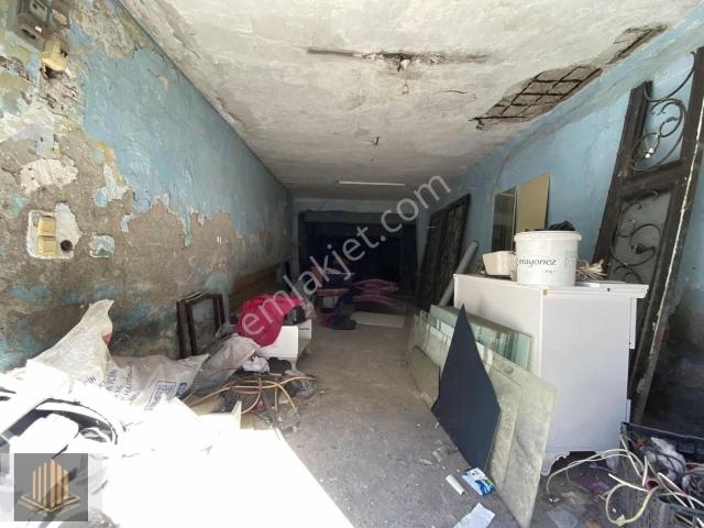 Ahmet Remzi Yüreğir Mahallesi, Seyhan içerisinde kiralık Dükkan