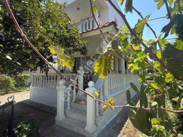 Dikili, İzmir içerisinde satılık Villa