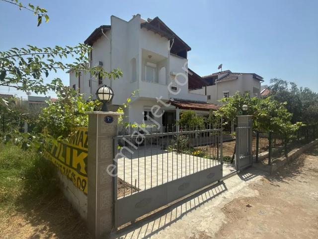 Dikili, İzmir içerisinde satılık Villa